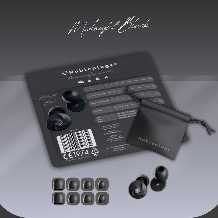 Nobleplugs Gehörschutz in ear. Zertifizierte, wiederverwendbare und geräuschunterdrückende Ohrstöpsel zum Schlafen in der Farbvariante Midnight Black. Gegen Schnarchen und andere Umgebungsgeräusche bei Konzert, Festival, Motorrad, Arbeit und zum Druckausgleich im Flugzeug.